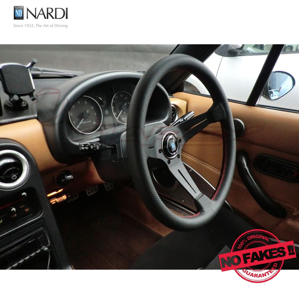 NARDI Classic Sports Rally Punching Leather/Black Spoke/Red